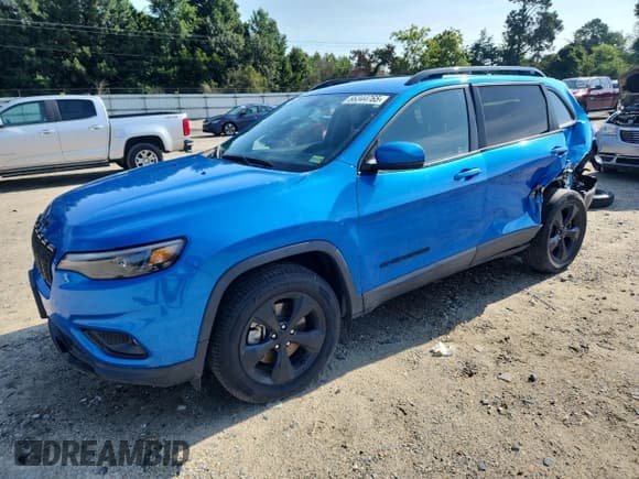✅ 2020 Jeep Cherokee Latitude Plus • VIN: 1C4PJMLN8LD550229 • Лот: 66344765. Опубликован ранее на Copart с пробегом 56 957 миль. Бесплатный доступ к архиву аукционных продаж из США и подробный отчёт об истории автомобиля на DreamBid. Изображение 1.