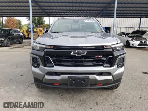 ✅ 2024 Chevrolet Colorado 4WD Z71 • VIN: 1GCPTDEK0R1296409 • Лот: 84957595. Опубликован ранее на Copart с пробегом 10 446 миль. Бесплатный доступ к архиву аукционных продаж из США и подробный отчёт об истории автомобиля на DreamBid. Изображение 5.