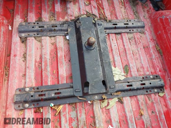 ✅ 2006 Chevrolet Silverado 2500HD Work Truck • VIN: 1GCHK29U96E100527 • Lot: 42870852. Wystawiony na IAAI z przebiegiem 169 391 mil. Bezpłatny archiwum sprzedaży aukcyjnych z USA i szczegółowy raport historii pojazdu na DreamBid. Zdjęcie 18.