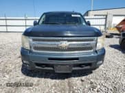 ✅ 2010 Chevrolet Silverado 1500 • VIN: 1GCSKTE24AZ152164 • Lot: 55842575. Wystawiony na Copart z przebiegiem 210 072 mil. Bezpłatny archiwum sprzedaży aukcyjnych z USA i szczegółowy raport historii pojazdu na DreamBid. Zdjęcie 5.