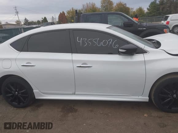 ✅ 2018 Nissan Sentra SR • VIN: 3N1AB7AP7JY243639 • Lot: 43556076. Listed on IAAI with 30,503 mi. Free auction sales archive from the USA and detailed vehicle history report at DreamBid. Image 13.