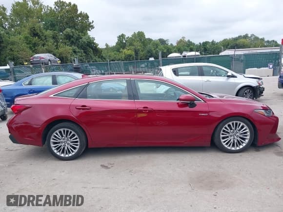 ✅ 2020 Toyota Avalon Limited Hybrid • VIN: 4T1D21FB9LU018645 • Лот: 43183709. Опубликован ранее на IAAI с пробегом 53 610 миль. Бесплатный доступ к архиву аукционных продаж из США и подробный отчёт об истории автомобиля на DreamBid. Изображение 13.