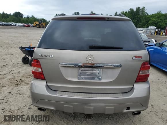 ✅ 2008 Mercedes-Benz M 550 • VIN: 4JGBB72E98A318852 • Лот: 62347785. Опубликован ранее на Copart с пробегом 153 619 миль. Бесплатный доступ к архиву аукционных продаж из США и подробный отчёт об истории автомобиля на DreamBid. Изображение 6.