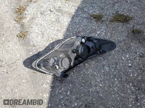 2007 Hyundai Elantra GLS z VIN KMHDU46D77U087613, wystawiony jako Copart lot #71460054 z przebiegiem 73 669 mil mil oraz Szkoda całkowita • Salvage title. Historia ofert i sprzedaży dostępna na DreamBid. Obrazek 12.