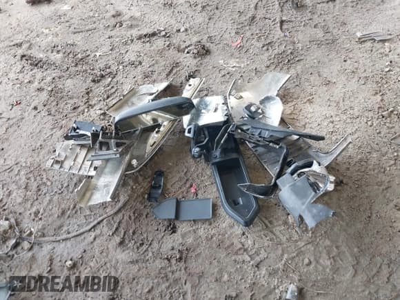 ✅ 2023 Jeep Wrangler Willys • VIN: 1C4HJXDG0PW617101 • Lot: 42111687. Listed on IAAI with 56,415 mi. Free auction sales archive from the USA and detailed vehicle history report at DreamBid. Image 12.