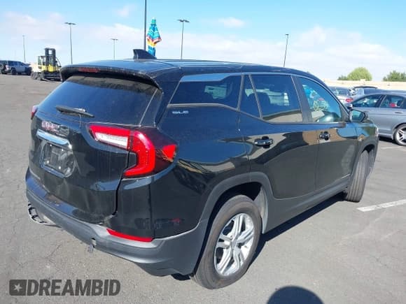 ✅ 2024 GMC Terrain SLE • VIN: 3GKALMEGXRL109806 • Лот: 43520250. Опубликован ранее на IAAI с пробегом 21 543 миль. Бесплатный доступ к архиву аукционных продаж из США и подробный отчёт об истории автомобиля на DreamBid. Изображение 4.