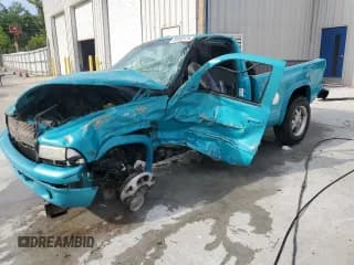 ✅ 1997 Dodge Dakota • VIN: 1B7FL26X9VS140321 • Lot: 53888125. Wystawiony na Copart z przebiegiem Nie podano. Bezpłatny archiwum sprzedaży aukcyjnych z USA i szczegółowy raport historii pojazdu na DreamBid. Zdjęcie 1.