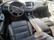 ✅ 2019 Chevrolet Impala Premier • VIN: 1G1105S36KU110113 • Lot: 90852735. Wystawiony na Copart z przebiegiem 142 933 mil. Bezpłatny archiwum sprzedaży aukcyjnych z USA i szczegółowy raport historii pojazdu na DreamBid. Zdjęcie 8.