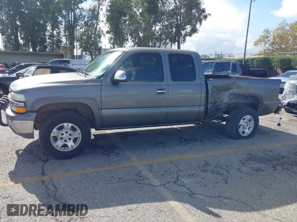 ✅ 2001 Chevrolet Silverado 1500 LS • VIN: 1GCEK19T71E135693 • Лот: 43726560. Опубликован ранее на IAAI с пробегом 256 344 миль. Бесплатный доступ к архиву аукционных продаж из США и подробный отчёт об истории автомобиля на DreamBid. Изображение 14.