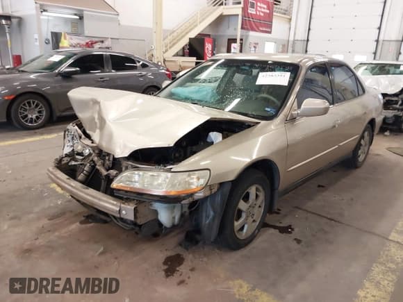 ✅ 2000 Honda Accord SE • VIN: JHMCG5672YC022973 • Lot: 42383351. Listed on IAAI with 280,143 mi. Free auction sales archive from the USA and detailed vehicle history report at DreamBid. Image 2.