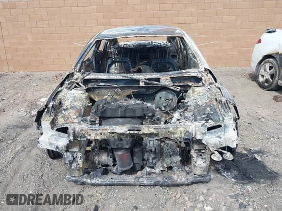 ✅ 2015 Chevrolet Impala LT • VIN: 1G1115SL5FU131411 • Lot: 41695646. Listed on IAAI with Not provided. Free auction sales archive from the USA and detailed vehicle history report at DreamBid. Image 11.