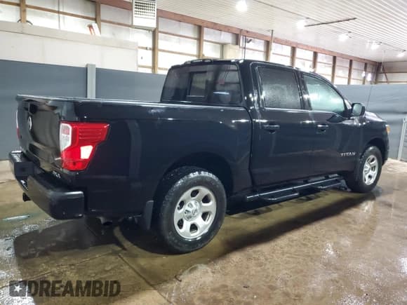✅ 2021 Nissan Titan S • VIN: 1N6AA1EC5MN536541 • Lot: 62842215. Wystawiony na Copart z przebiegiem 163 608 mil. Bezpłatny archiwum sprzedaży aukcyjnych z USA i szczegółowy raport historii pojazdu na DreamBid. Zdjęcie 3.