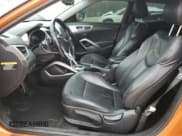 ✅ 2015 Hyundai Veloster RE:FLEX • VIN: KMHTC6ADXFU223197 • Lot: 79274584. Wystawiony na Copart z przebiegiem 194 020 mil. Bezpłatny archiwum sprzedaży aukcyjnych z USA i szczegółowy raport historii pojazdu na DreamBid. Zdjęcie 7.