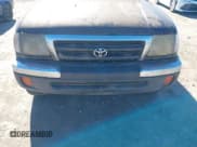 ✅ 1999 Toyota Tacoma • VIN: 4TAWN72NXXZ548599 • Lot: 43729511. Wystawiony na IAAI z przebiegiem 210 175 mil. Bezpłatny archiwum sprzedaży aukcyjnych z USA i szczegółowy raport historii pojazdu na DreamBid. Zdjęcie 6.