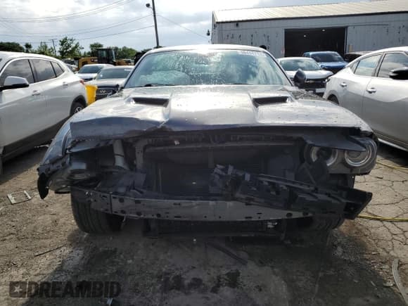 ✅ 2018 Dodge Challenger SXT Plus • VIN: 2C3CDZAG2JH276862 • Lot: 58444714. Wystawiony na Copart z przebiegiem 48 227 mil. Bezpłatny archiwum sprzedaży aukcyjnych z USA i szczegółowy raport historii pojazdu na DreamBid. Zdjęcie 5.