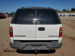 ✅ 2000 Chevrolet Suburban LS • VIN: 3GNGK26U2YG222505 • Lot: 74813244. Wystawiony na Copart z przebiegiem 311 269 mil. Bezpłatny archiwum sprzedaży aukcyjnych z USA i szczegółowy raport historii pojazdu na DreamBid. Zdjęcie 6.