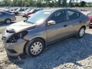 ✅ 2016 Nissan Versa S Plus • VIN: 3N1CN7AP0GL872133 • Lot: 63431335. Wystawiony na Copart z przebiegiem 146 671 mil. Bezpłatny archiwum sprzedaży aukcyjnych z USA i szczegółowy raport historii pojazdu na DreamBid. Zdjęcie 1.