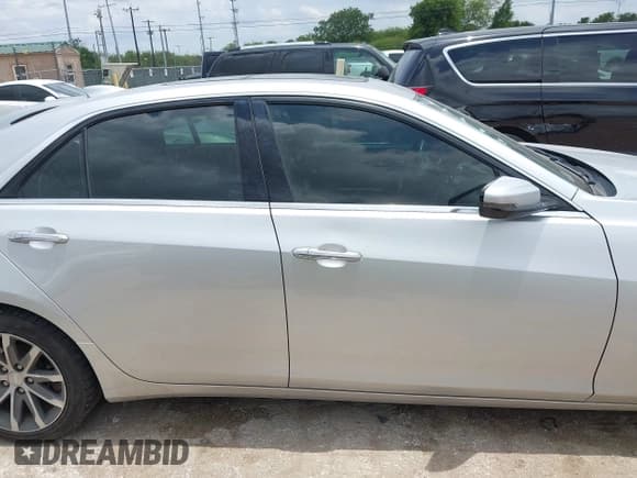 ✅ 2016 Cadillac CTS Luxury Collection RWD • VIN: 1G6AR5SS2G0105013 • Лот: 42657534. Опубликован ранее на IAAI с пробегом 97 019 миль. Бесплатный доступ к архиву аукционных продаж из США и подробный отчёт об истории автомобиля на DreamBid. Изображение 13.