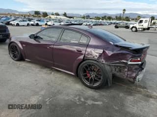 ✅ 2022 Dodge Charger Scat Pack • VIN: 2C3CDXGJ9NH221984 • Lot: 85315725. Wystawiony na Copart z przebiegiem 31 911 mil. Bezpłatny archiwum sprzedaży aukcyjnych z USA i szczegółowy raport historii pojazdu na DreamBid. Zdjęcie 2.