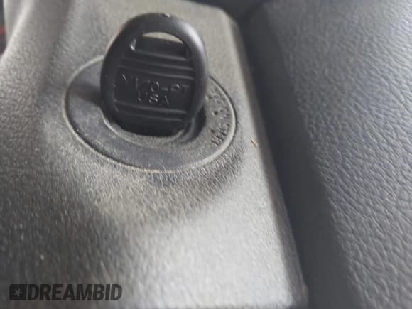 ✅ 2009 Dodge 1500 SLT • VIN: 1D3HV13T09S792739 • Lot: 41694753. Wystawiony na IAAI z przebiegiem 294 232 mil. Bezpłatny archiwum sprzedaży aukcyjnych z USA i szczegółowy raport historii pojazdu na DreamBid. Zdjęcie 11.