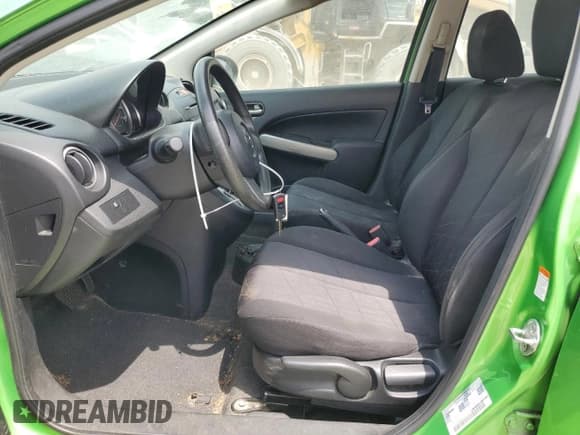 ✅ 2011 Mazda 2 Sport • VIN: JM1DE1HY9B0120482 • Lot: 69842585. Wystawiony na Copart z przebiegiem 148 913 mil. Bezpłatny archiwum sprzedaży aukcyjnych z USA i szczegółowy raport historii pojazdu na DreamBid. Zdjęcie 7.