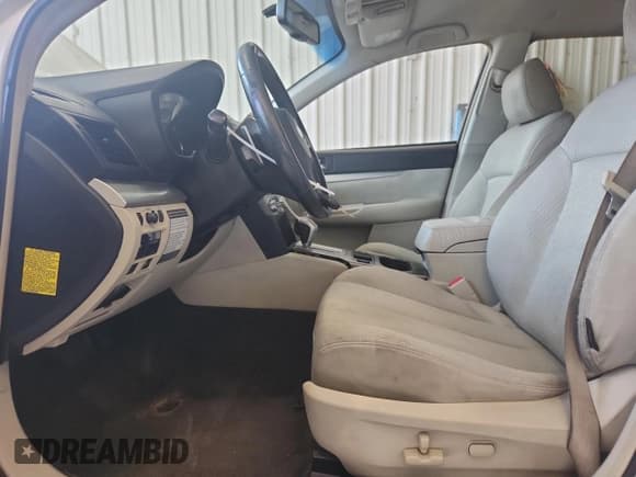 ✅ 2012 Subaru Outback Prem • VIN: 4S4BRCCC8C3268816 • Lot: 70214105. Listed on Copart with 280,337 mi. Free auction sales archive from the USA and detailed vehicle history report at DreamBid. Image 7.