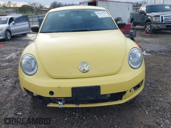 ✅ 2015 Volkswagen Beetle 1.8T • VIN: 3VWF17ATXFM623086 • Lot: 43767543. Listed on IAAI with 111,998 mi. Free auction sales archive from the USA and detailed vehicle history report at DreamBid. Image 12.