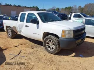 2011 Chevrolet Silverado 1500 Work Truck z VIN 1GCRKPEA8BZ356089, wystawiony jako IAAI lot #41654051 z przebiegiem 237 061 mil mil oraz . Historia ofert i sprzedaży dostępna na DreamBid. Obrazek 1.