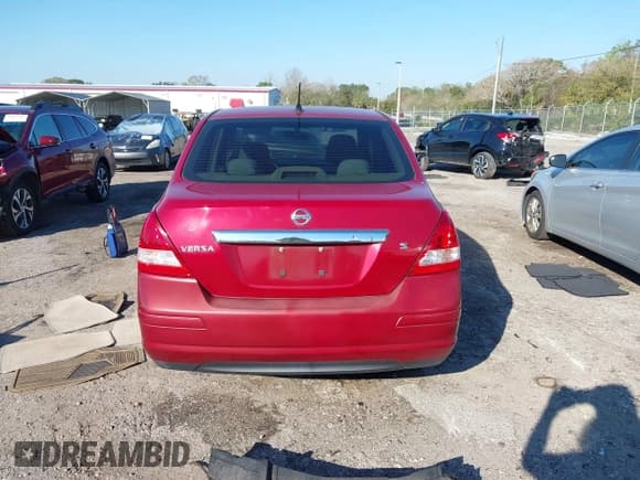 ✅ 2007 Nissan Versa S • VIN: 3N1BC11E77L398422 • Lot: 41676407. Listed on IAAI with 64,368 mi. Free auction sales archive from the USA and detailed vehicle history report at DreamBid. Image 16.