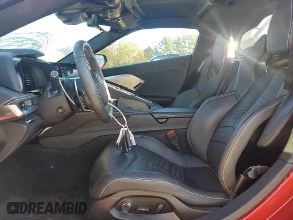 2025 Chevrolet Corvette 2LT with VIN 1G1YB2D49S5106032, listed as a Copart auction lot 90788015 with 5,267 mi miles and Salvage title. Bid and sale history available at DreamBid. Image 7.