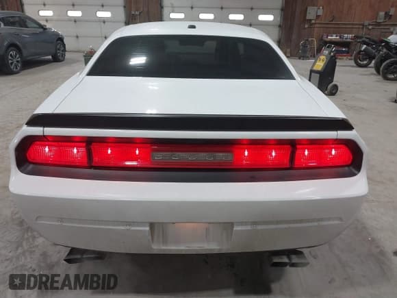 ✅ 2013 Dodge Challenger R/T • VIN: 2C3CDYBT7DH501528 • Lot: 41790514. Wystawiony na IAAI z przebiegiem 122 876 mil. Bezpłatny archiwum sprzedaży aukcyjnych z USA i szczegółowy raport historii pojazdu na DreamBid. Zdjęcie 16.