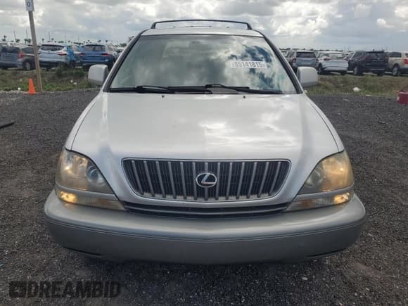 ✅ 1999 Lexus RX 300 • VIN: JT6GF10U7X0019264 • Лот: 85141815. Опубликован ранее на Copart с пробегом 143 087 миль. Бесплатный доступ к архиву аукционных продаж из США и подробный отчёт об истории автомобиля на DreamBid. Изображение 5.