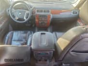 ✅ 2011 Chevrolet Suburban LT • VIN: 1GNSKJE3XBR312022 • Lot: 95252615. Listed on Copart with 192,092 mi. Free auction sales archive from the USA and detailed vehicle history report at DreamBid. Image 8.