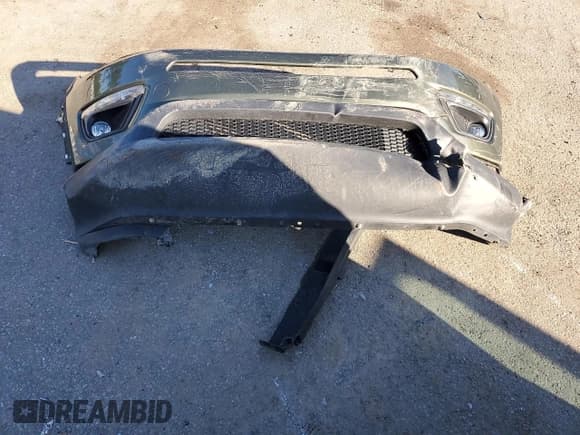 ✅ 2019 Jeep Compass Latitude • VIN: 3C4NJCBB0KT699400 • Lot: 70591525. Listed on Copart with 81,862 mi. Free auction sales archive from the USA and detailed vehicle history report at DreamBid. Image 13.