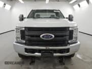 ✅ 2019 Ford F-250 XL • VIN: 1FTBF2B62KEF61553 • Lot: 65133795. Listed on Copart with 100,833 mi. Free auction sales archive from the USA and detailed vehicle history report at DreamBid. Image 5.