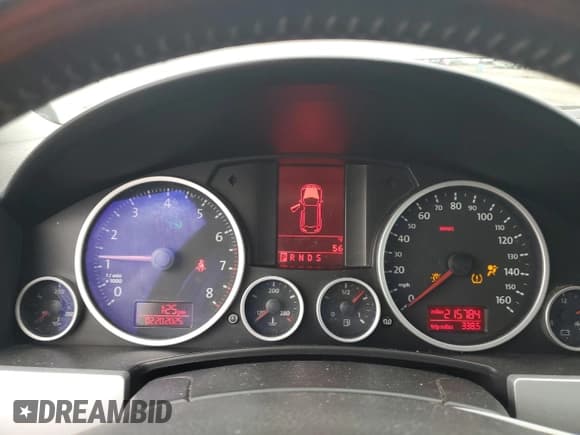 ✅ 2009 Volkswagen Touareg VR6 • VIN: WVGBE77L99D012801 • Lot: 46179535. Listed on Copart with 215,784 mi. Free auction sales archive from the USA and detailed vehicle history report at DreamBid. Image 9.