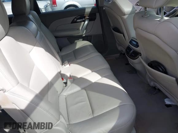 ✅ 2013 Acura MDX Technology • VIN: 2HNYD2H49DH518081 • Lot: 41824527. Listed on IAAI with 184,909 mi. Free auction sales archive from the USA and detailed vehicle history report at DreamBid. Image 8.