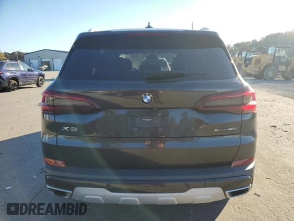 ✅ 2021 BMW X5 xDrive40i • VIN: 5UXCR6C03M9F77965 • Лот: 90652575. Опубликован ранее на Copart с пробегом 188 992 миль. Бесплатный доступ к архиву аукционных продаж из США и подробный отчёт об истории автомобиля на DreamBid. Изображение 6.