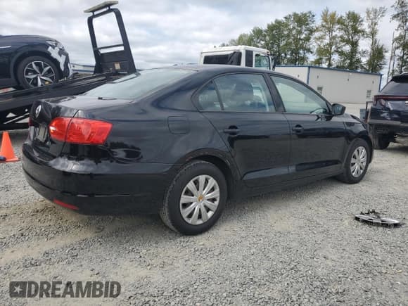 ✅ 2012 Volkswagen Jetta S • VIN: 3VW2K7AJXCM403422 • Lot: 80467385. Listed on Copart with 100,857 mi. Free auction sales archive from the USA and detailed vehicle history report at DreamBid. Image 3.