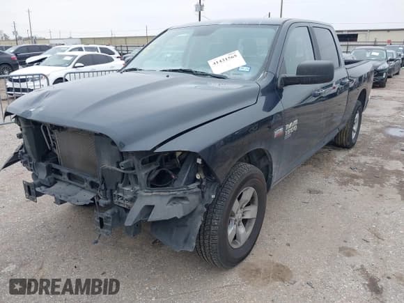 ✅ 2019 Ram 1500 SLT • VIN: 1C6RR6TT1KS683590 • Лот: 41431565. Опубликован ранее на IAAI с пробегом 82 350 миль. Бесплатный доступ к архиву аукционных продаж из США и подробный отчёт об истории автомобиля на DreamBid. Изображение 18.