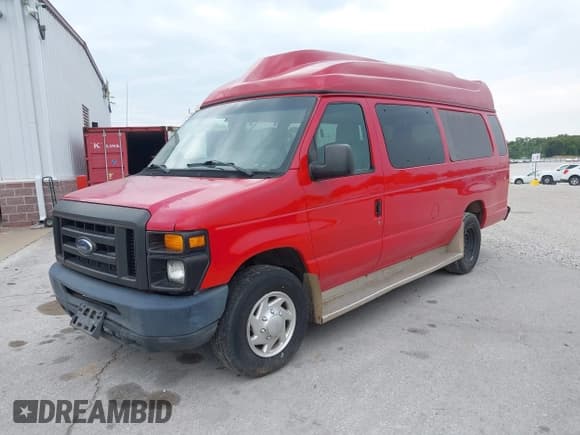✅ 2011 Ford Econoline Passenger XL • VIN: 1FBSS3BL3BDB09080 • Lot: 43151214. Listed on IAAI with 190,299 mi. Free auction sales archive from the USA and detailed vehicle history report at DreamBid. Image 17.