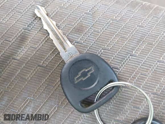 2008 Chevrolet Silverado 1500 Work Truck с VIN 1GCEC14X38Z300990, выставлен на аукционе IAAI как лот 42194226 с пробегом 284 348 миль миль и . История ставок и продаж доступна на DreamBid. Изображение 11.