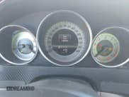 ✅ 2013 Mercedes-Benz C 250 Sport • VIN: WDDGF4HB6DR270836 • Lot: 43599937. Wystawiony na IAAI z przebiegiem 158 952 mil. Bezpłatny archiwum sprzedaży aukcyjnych z USA i szczegółowy raport historii pojazdu na DreamBid. Zdjęcie 7.