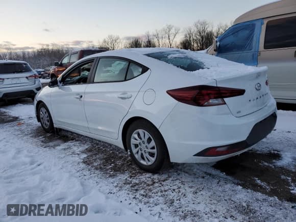 ✅ 2019 Hyundai Elantra SE • VIN: 5NPD74LF2KH451103 • Lot: 87798245. Listed on Copart with 58,456 mi. Free auction sales archive from the USA and detailed vehicle history report at DreamBid. Image 2.