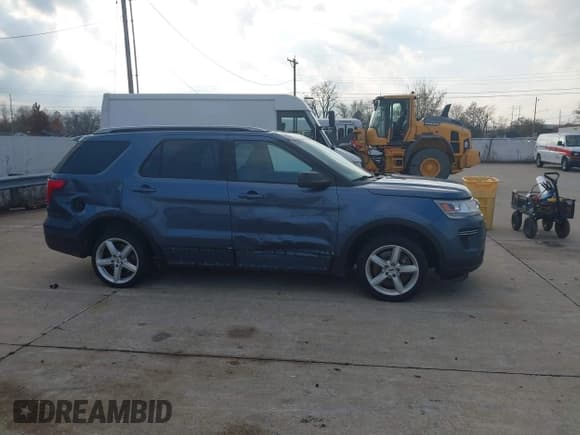 ✅ 2018 Ford Explorer XLT • VIN: 1FM5K7D89JGB43204 • Lot: 43710790. Wystawiony na IAAI z przebiegiem 156 672 mil. Bezpłatny archiwum sprzedaży aukcyjnych z USA i szczegółowy raport historii pojazdu na DreamBid. Zdjęcie 13.