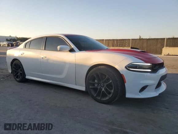 ✅ 2020 Dodge Charger Scat Pack • VIN: 2C3CDXGJ3LH120663 • Lot: 92227635. Wystawiony na Copart z przebiegiem 92 298 mil. Bezpłatny archiwum sprzedaży aukcyjnych z USA i szczegółowy raport historii pojazdu na DreamBid. Zdjęcie 4.