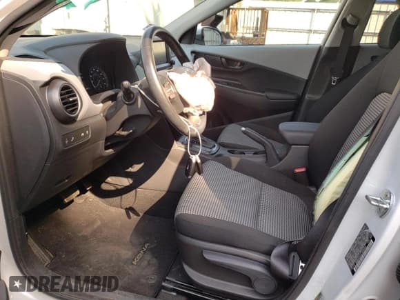 ✅ 2020 Hyundai Kona SEL • VIN: KM8K2CAA7LU498489 • Лот: 67074293. Опубликован ранее на Copart с пробегом 22 847 миль. Бесплатный доступ к архиву аукционных продаж из США и подробный отчёт об истории автомобиля на DreamBid. Изображение 7.