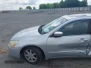 ✅ 2004 Honda Accord EX • VIN: 1HGCM66544A002293 • Lot: 42372883. Listed on IAAI with 248,167 mi. Free auction sales archive from the USA and detailed vehicle history report at DreamBid. Image 16.