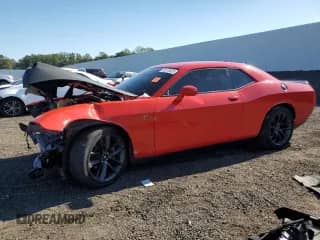 2020 Dodge Challenger R/T Scat Pack z VIN 2C3CDZFJ3LH159685, wystawiony jako Copart lot #70276605 z przebiegiem Nie podano mil oraz Szkoda całkowita • Salvage title. Historia ofert i sprzedaży dostępna na DreamBid. Obrazek 1.