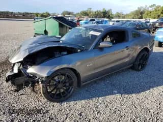 2014 Ford Mustang GT с VIN 1ZVBP8CF3E5200400, выставлен на аукционе Copart как лот 81603045 с пробегом 35 254 миль миль и Списание • Salvage title. История ставок и продаж доступна на DreamBid. Изображение 1.